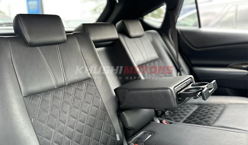 2015 Toyota Harrier image-2