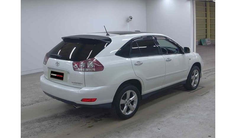 2011 Toyota Harrier image-3