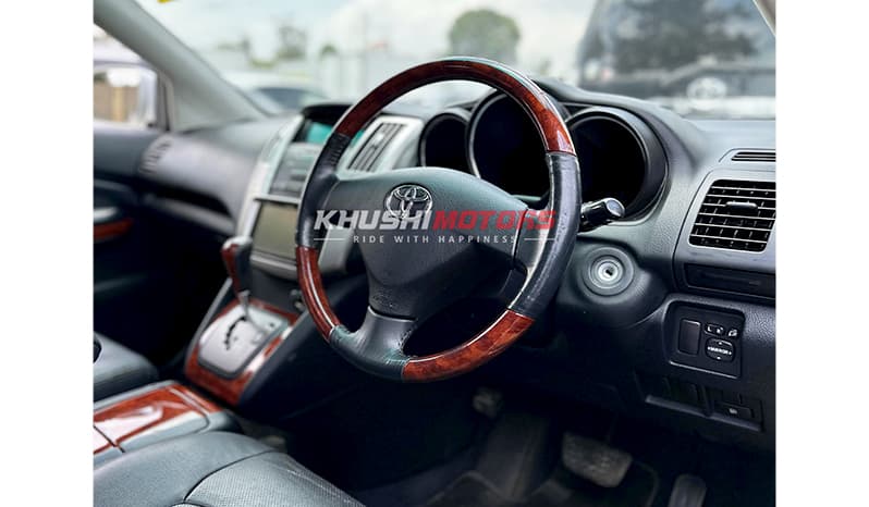 2011 Toyota Harrier image-13