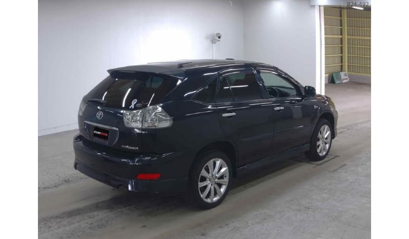 2011 Toyota Harrier image-3