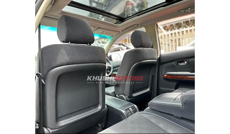 2011 Toyota Harrier image-8