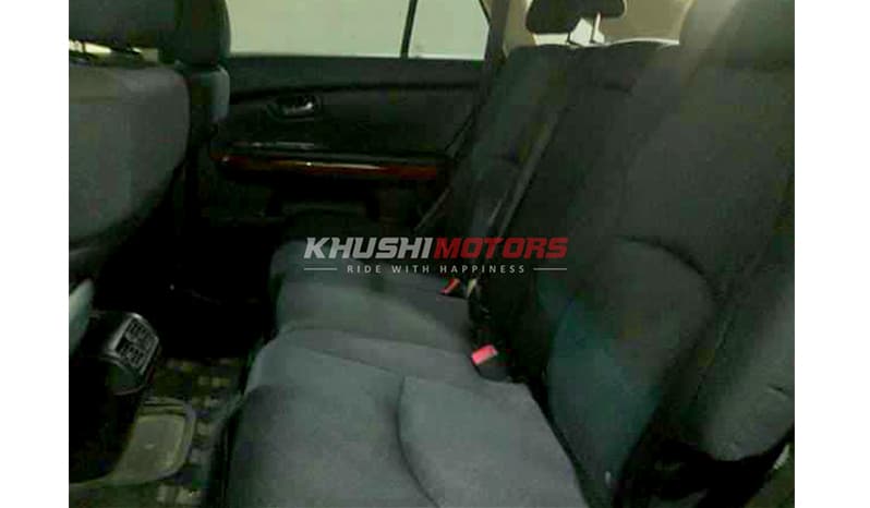 2011 Toyota Harrier image-2