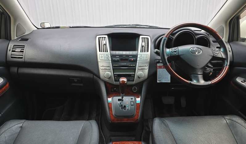 2012 Toyota Harrier image-14