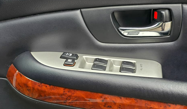 2012 Toyota Harrier image-17