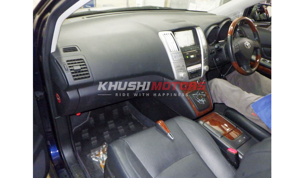 2012 Toyota Harrier image-6
