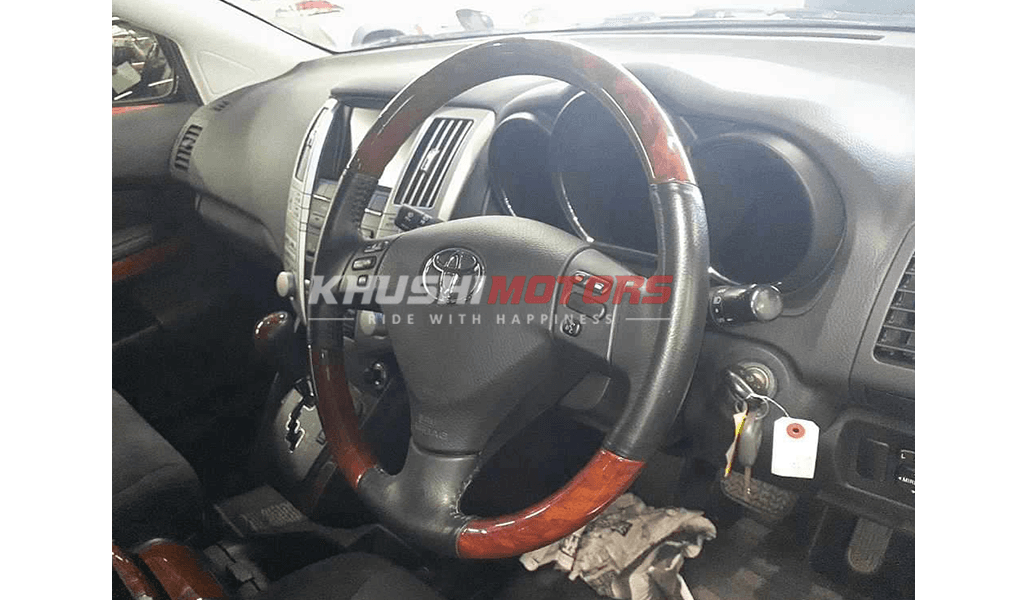 2012 Toyota Harrier image-8