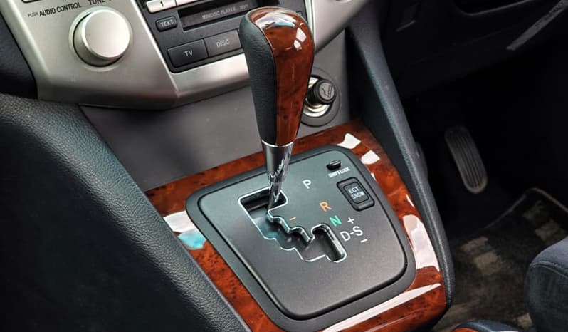 2012 Toyota Harrier image-19