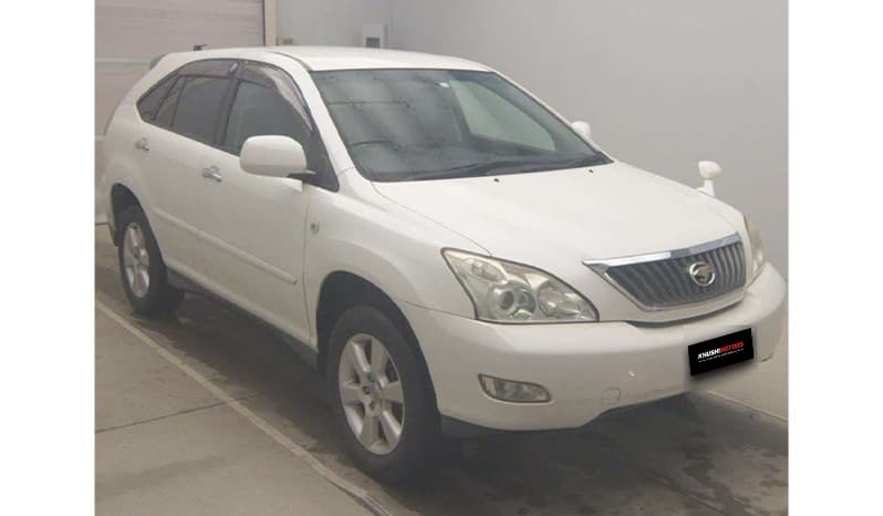 2010 Toyota Harrier image-2