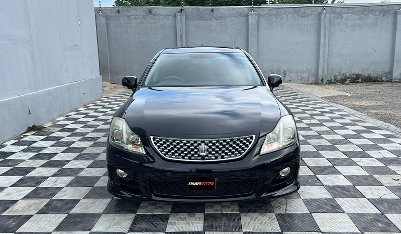 2008 Toyota Crown image-1