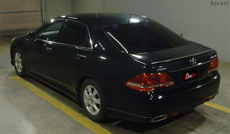 2008 Toyota Crown image-3