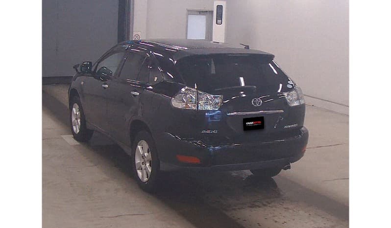 2010 Toyota Harrier image-3