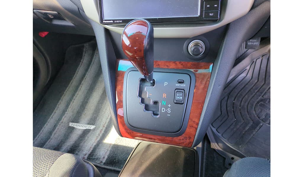 2012 Toyota Harrier image-7