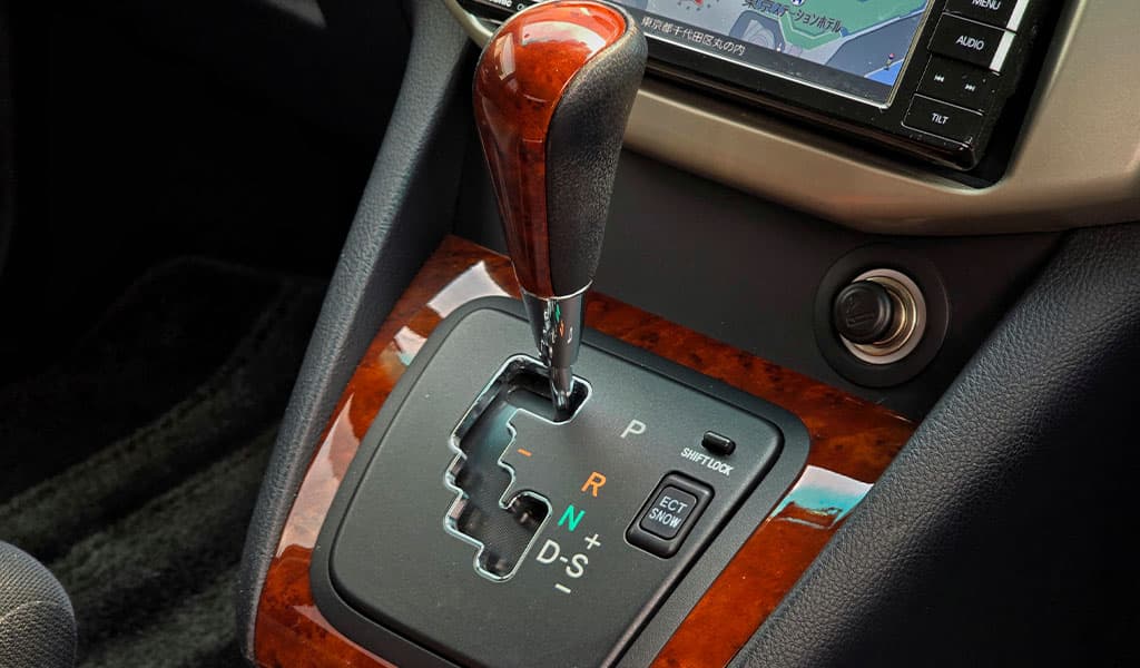 2012 Toyota Harrier image-16