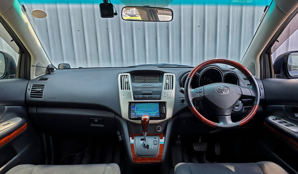 2012 Toyota Harrier image-18