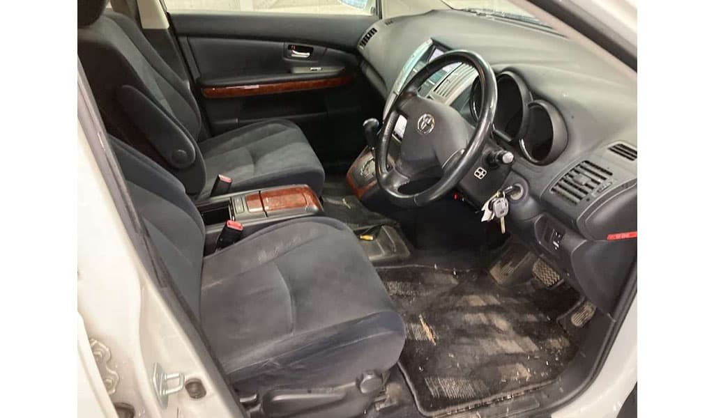 2012 Toyota Harrier image-5