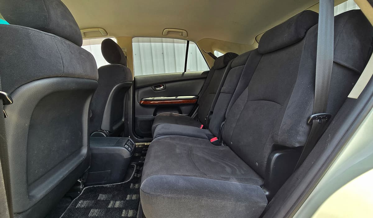 2012 Toyota Harrier image-12