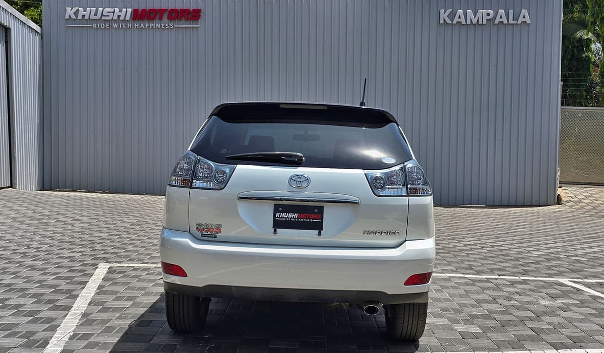 2012 Toyota Harrier image-16