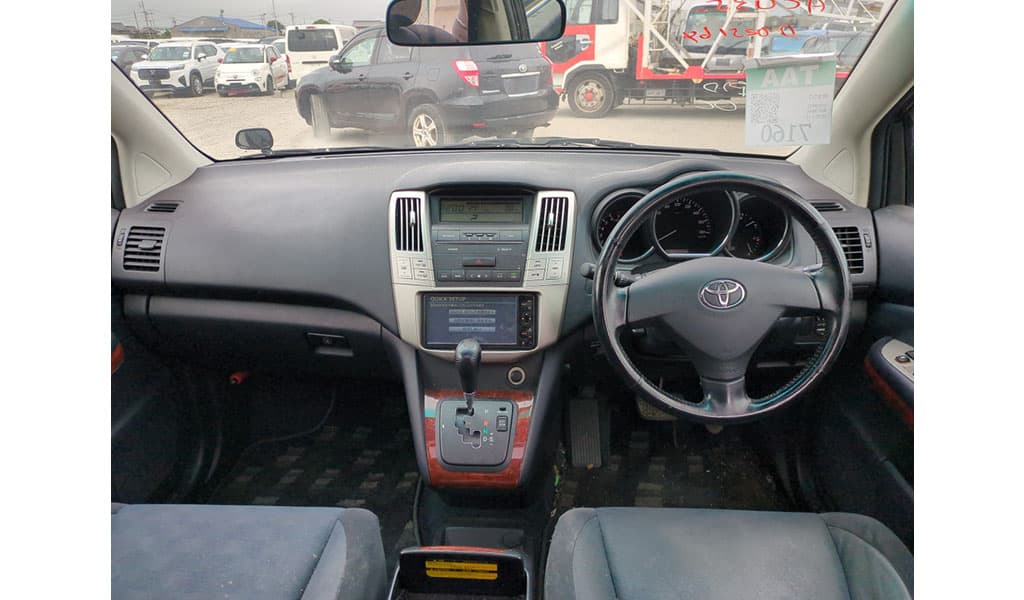 2010 Toyota Harrier 240G image-6