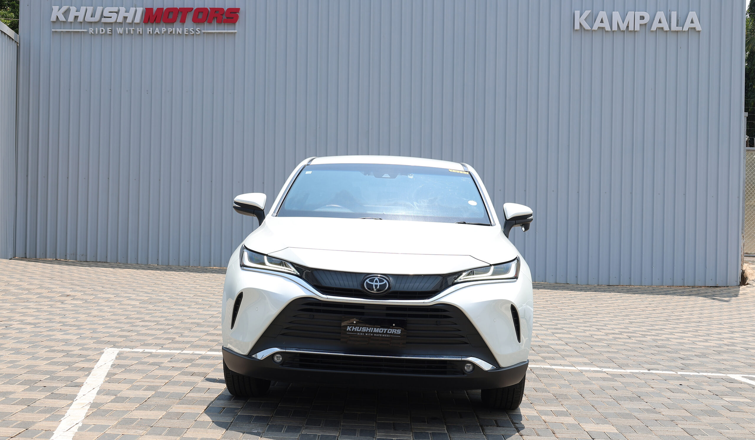 2020 Toyota Harrier G image-2