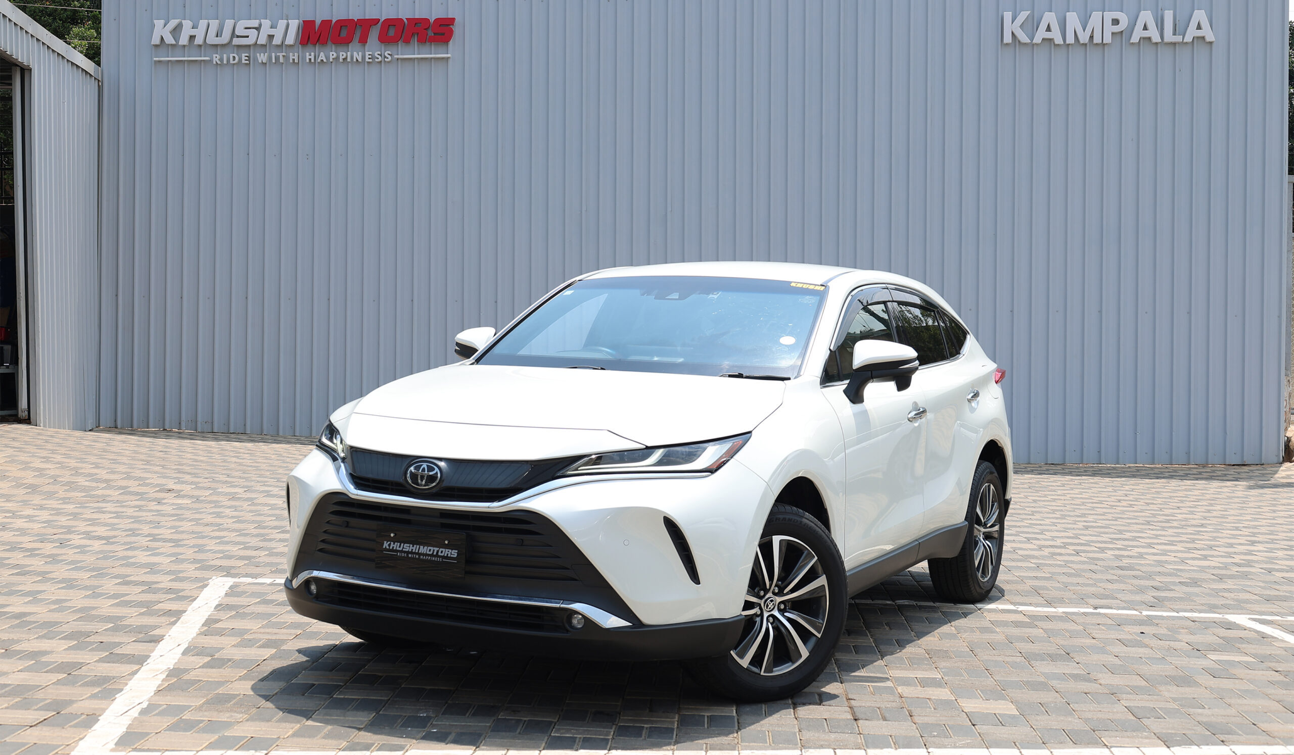 2020 Toyota Harrier G image-3