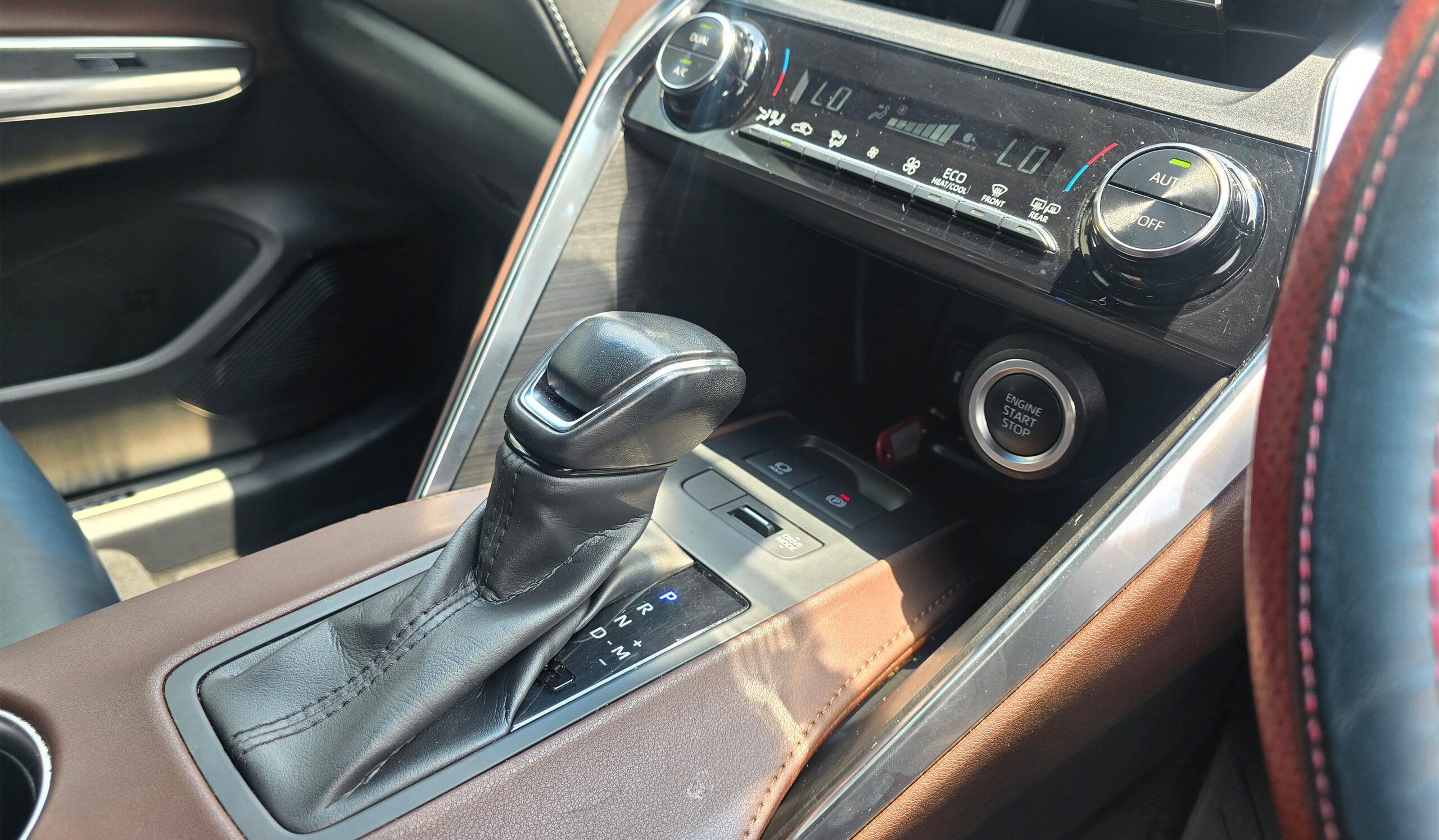 2020 Toyota Harrier G image-9