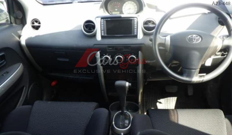 2004 Toyota IST image-4