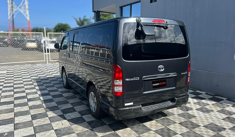 2006 Toyota Hiace image-8