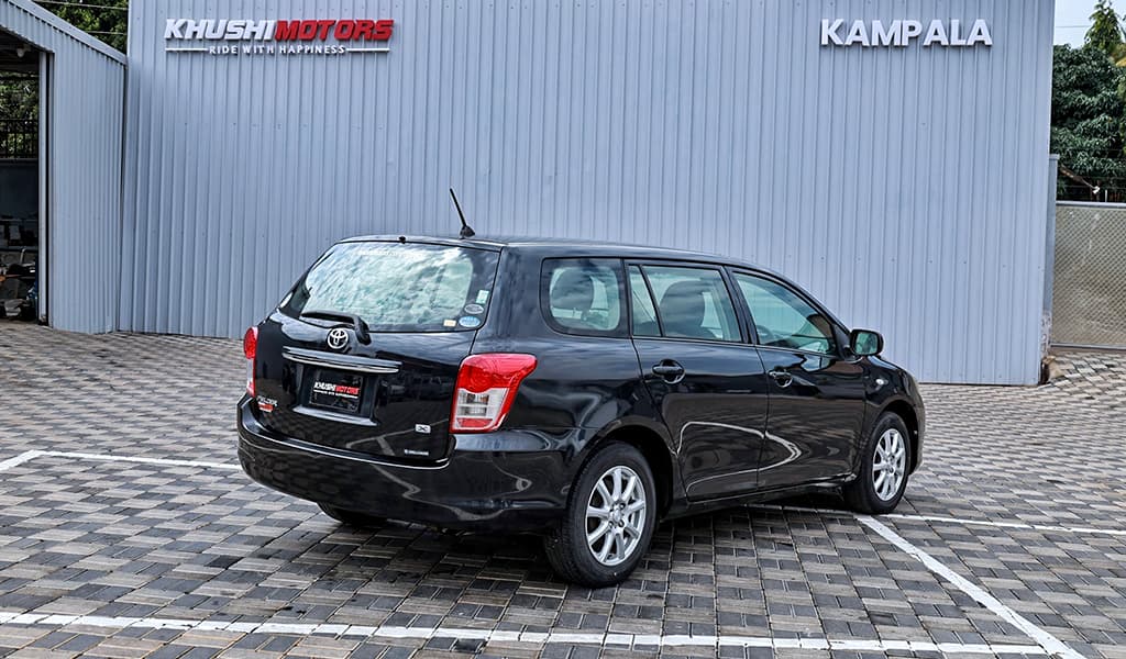 2012 Toyota Corolla Fielder image-11