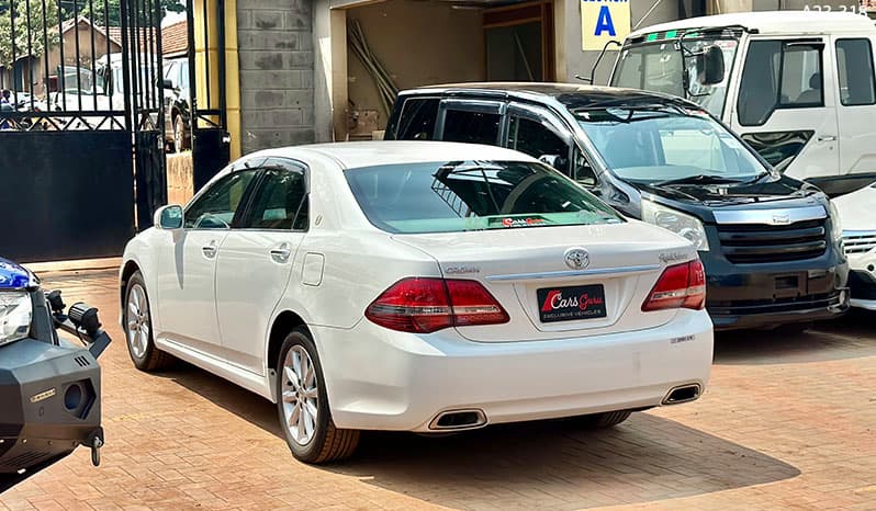 2008 Toyota Crown image-6