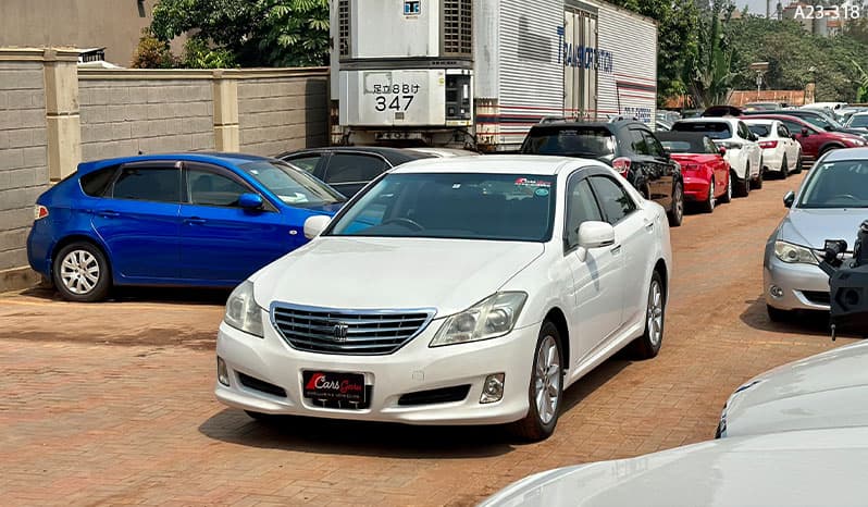 2008 Toyota Crown image-10