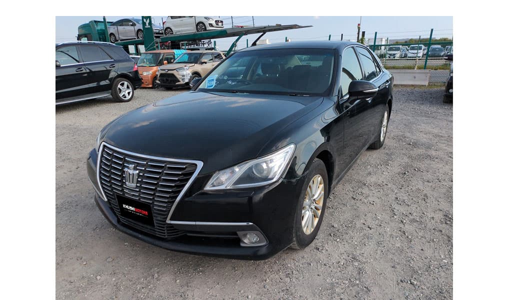 2013 Toyota Crown Royal Saloon Gi image-2