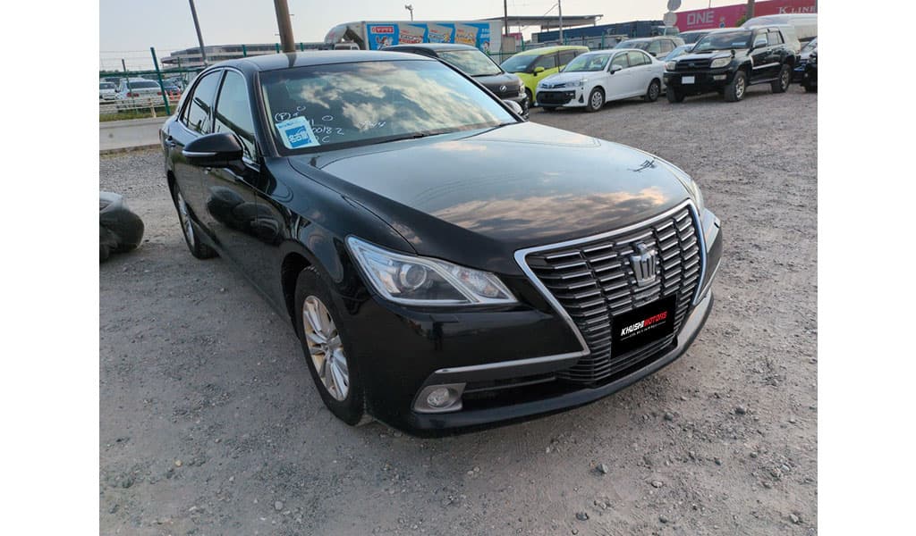 2013 Toyota Crown Royal Saloon Gi image-9