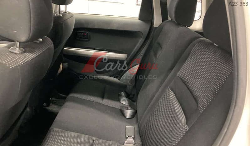 2004 Toyota IST image-6