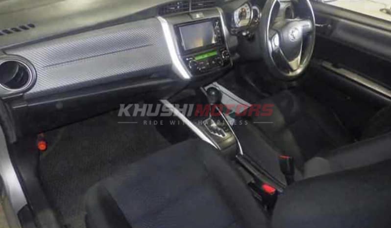 2015 Toyota Corolla Fielder image-5