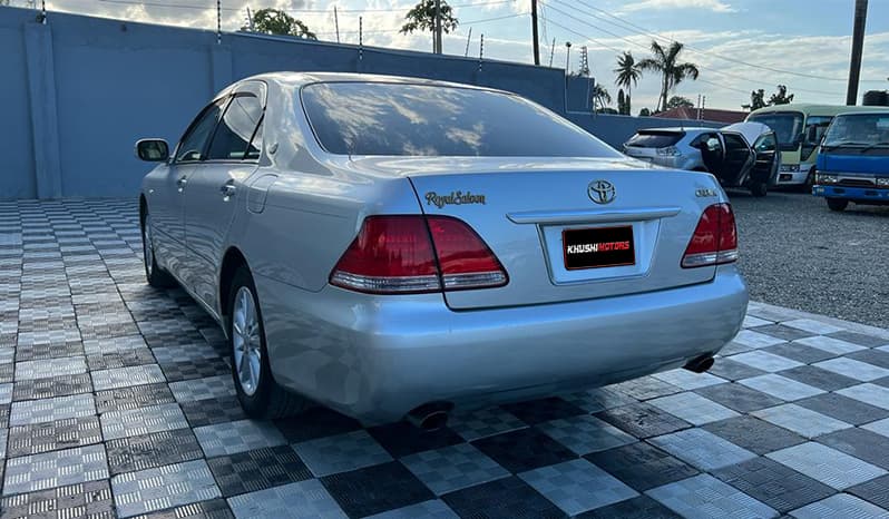 2004 Toyota Crown Royal Saloon image-15