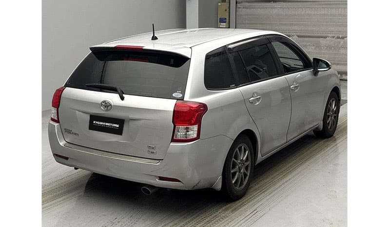 2012 Toyota Corolla Fielder image-4