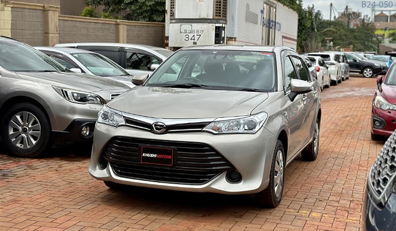 2015 Toyota Corolla Axio image-14