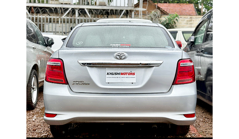2015 Toyota Corolla Axio image-14