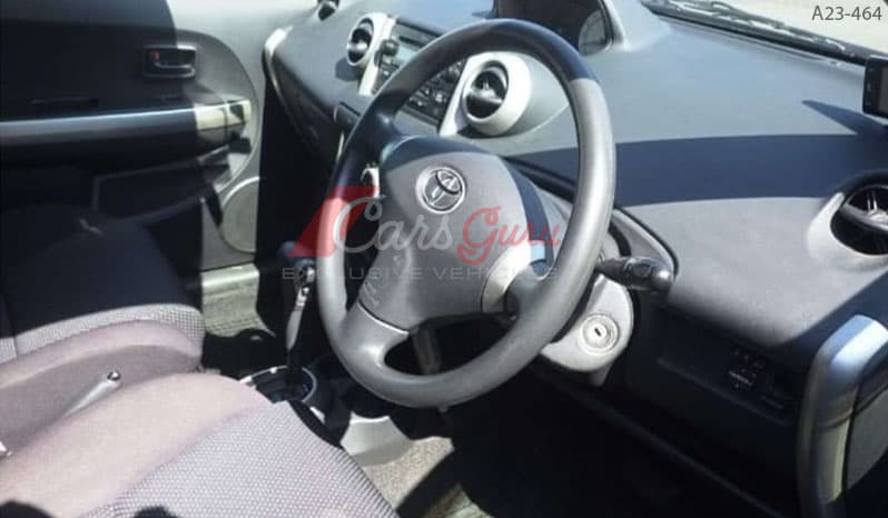 2003 Toyota IST image-5