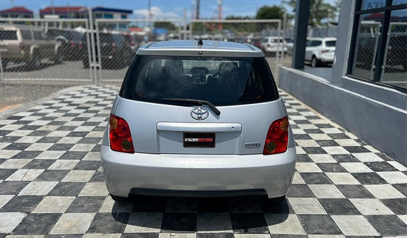 2003 Toyota IST image-10