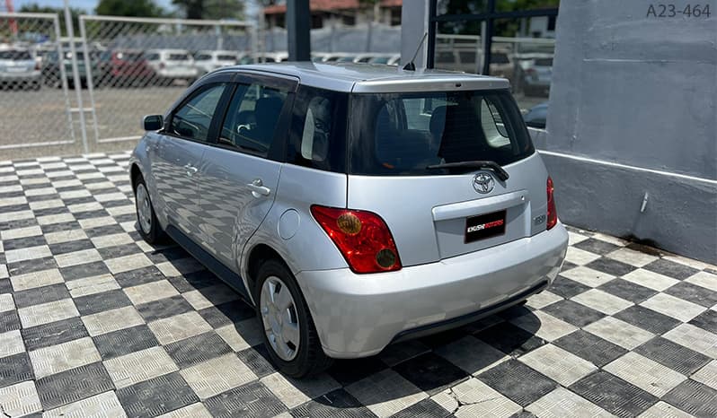 2003 Toyota IST image-11