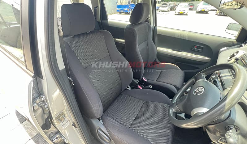 2003 Toyota IST image-13