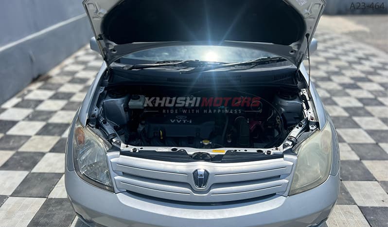 2003 Toyota IST image-17