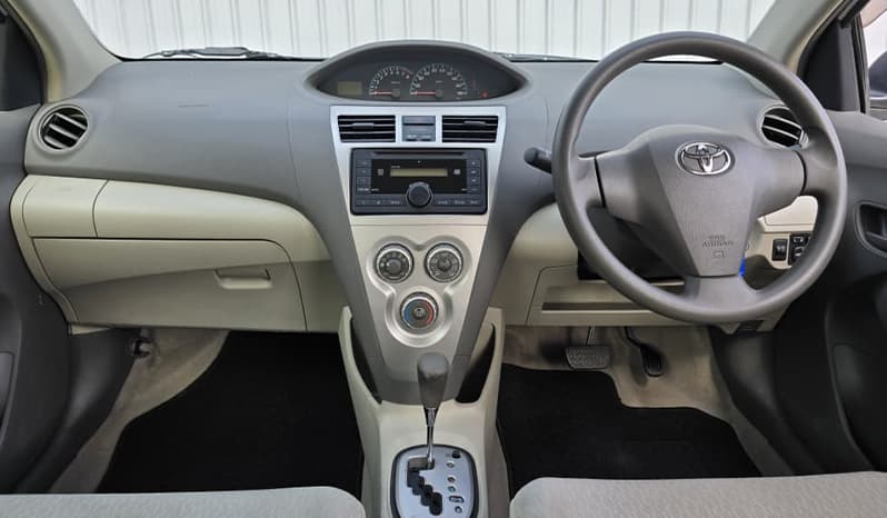 2012 Toyota Belta image-27