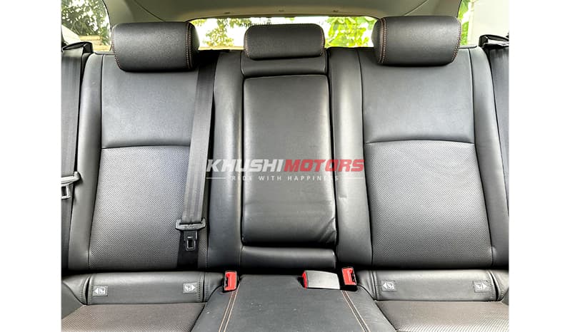 2015 Toyota Avensis image-15