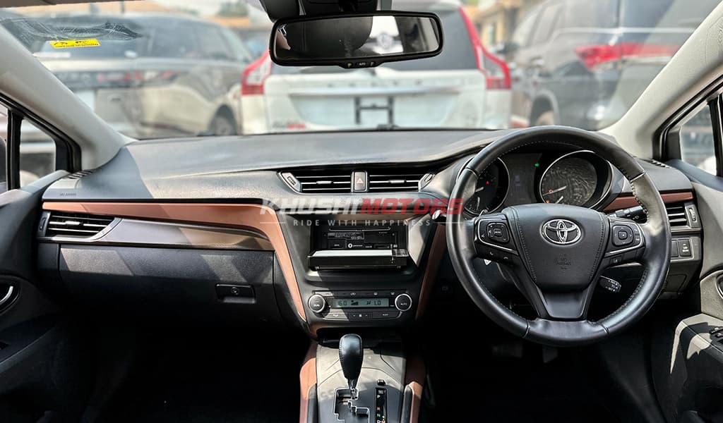 2015 Toyota Avensis image-23
