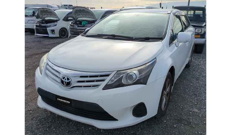 2012 Toyota Avensis Xi image-2