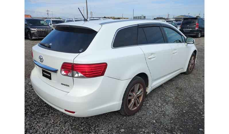 2012 Toyota Avensis Xi image-3