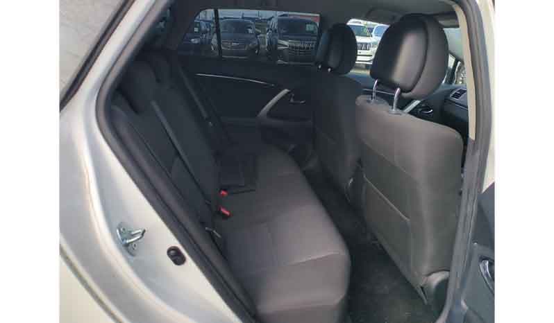2012 Toyota Avensis Xi image-6