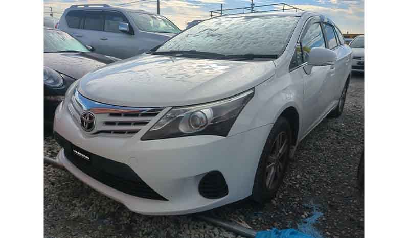 2012 Toyota Avensis Xi image-10